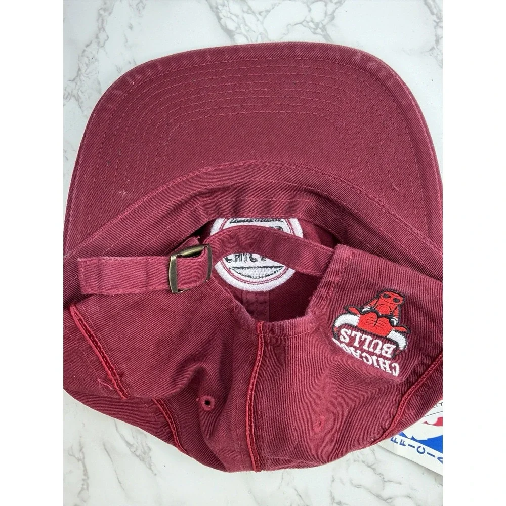 Vintage Chicago Bulls NBA Hat American Needle Red Strapback Licensed Cap NWT